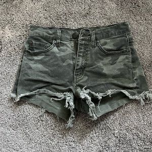 Aero cheeky shorts